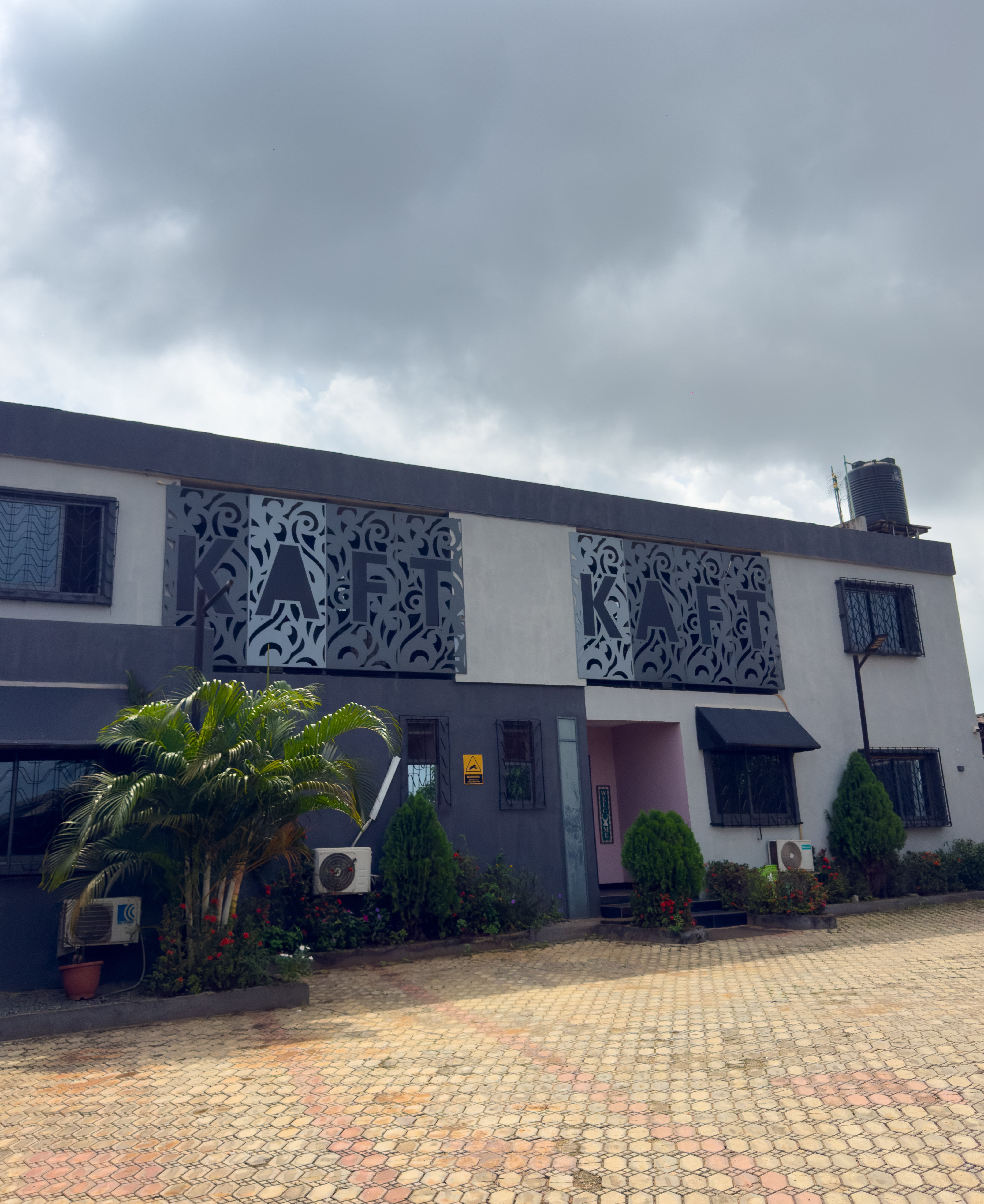 Kaft 2 Hotel